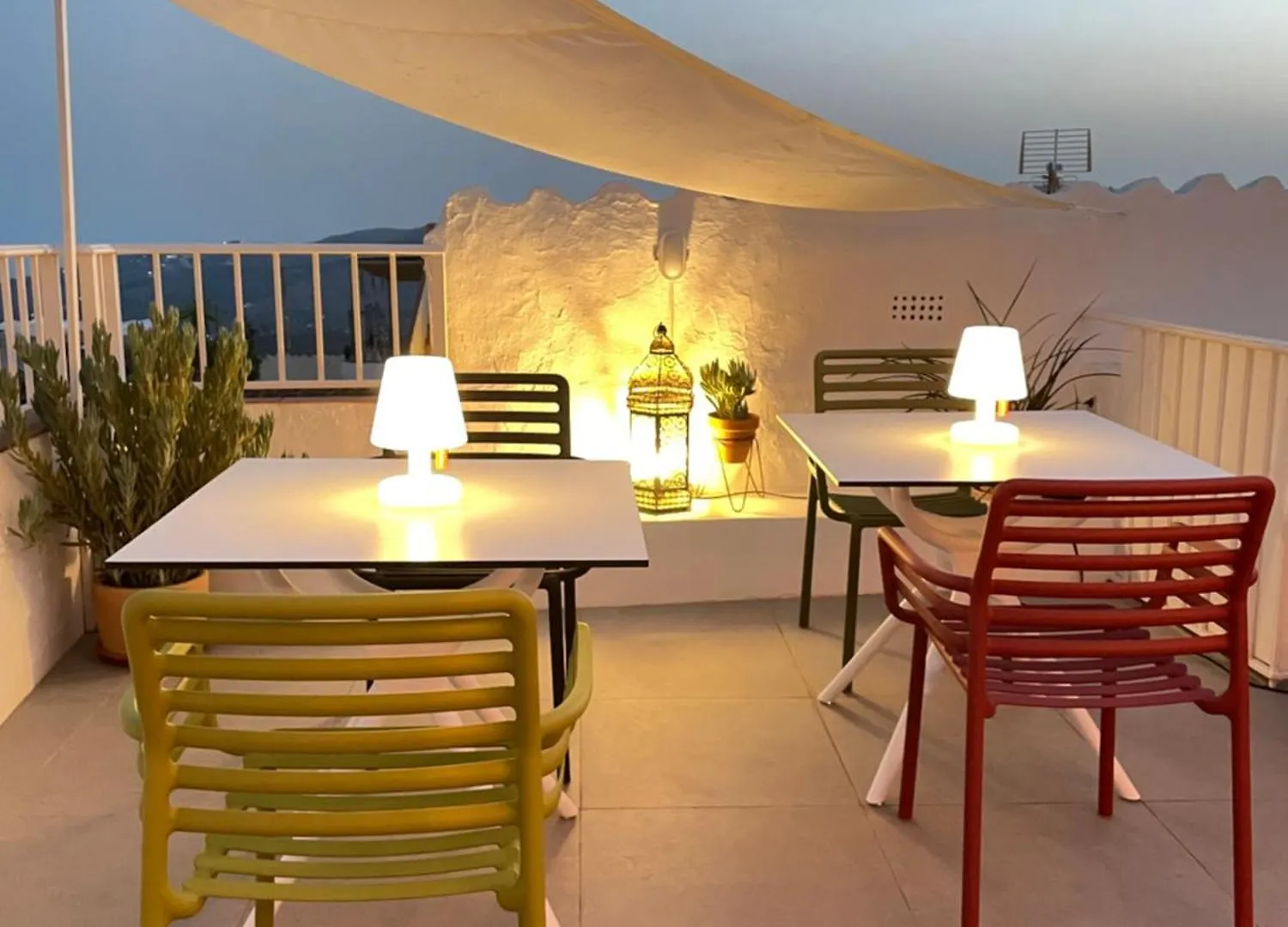 Los Nidos Apartments, Frigiliana contacts